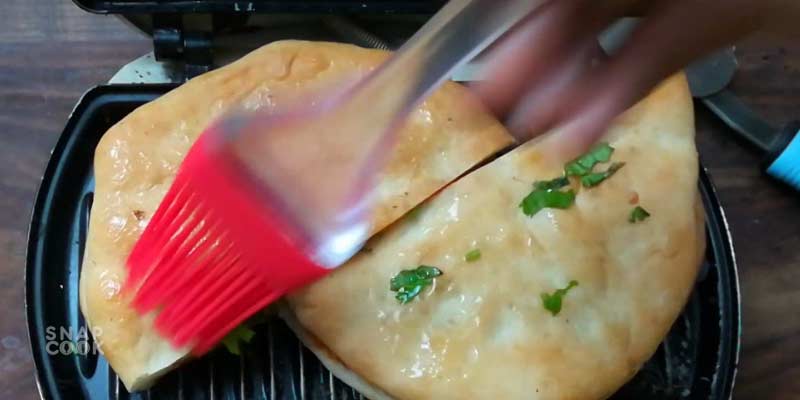 stuffed-kulcha-paneer-stuffed-kulcha-paneer-kulcha-sandwich-recipe