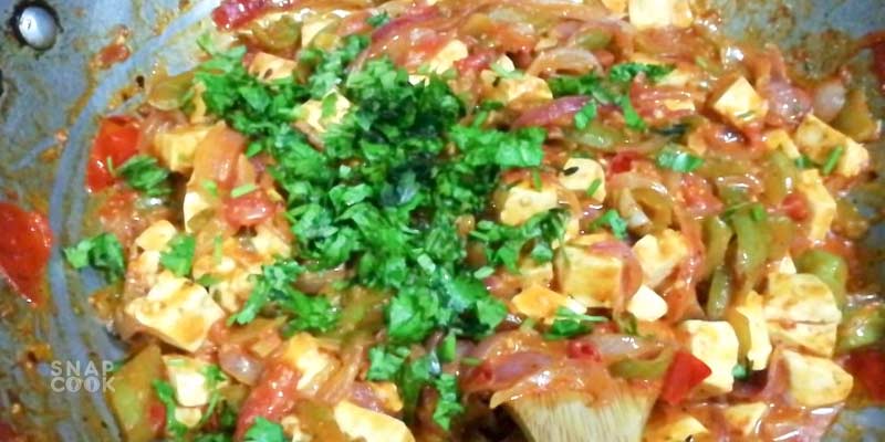 stuffed-kulcha-paneer-stuffed-kulcha-paneer-kulcha-sandwich-recipe